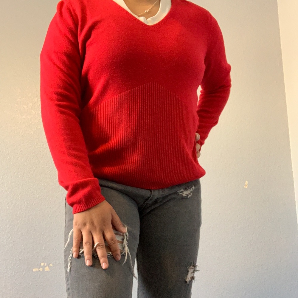 Red knitted sweater